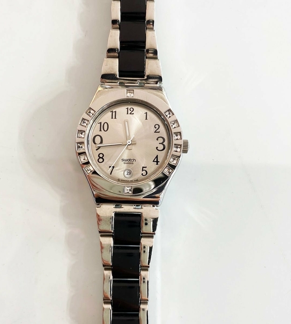 Swatch Yls430  M Kadın Kol Saati